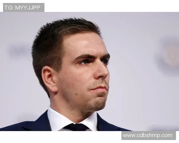 《德国传奇拉姆：从青涩新星到世界足坛的铁血领袖》